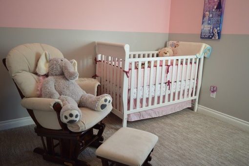 Comment choisir la peinture pour la chambre d’un bébé ?