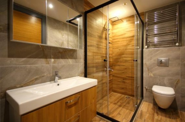 Déco salle de bains : 6 bonnes raisons d’opter pour des meubles suspendus