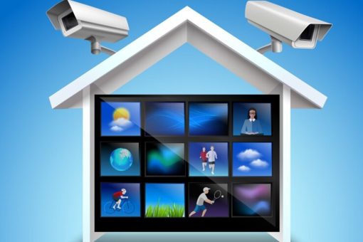 Quelles sont les caractéristiques essentielles pour assurer une protection optimale avec des caméras de surveillance extérieures ?