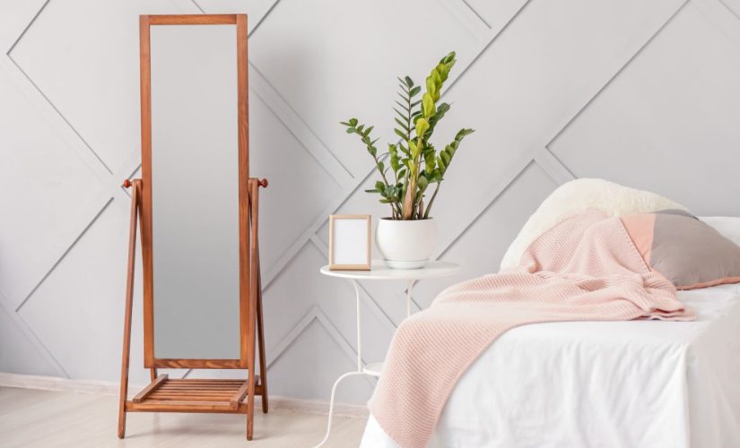 Les miroirs sur pied : polyvalence et style pour votre décoration intérieure