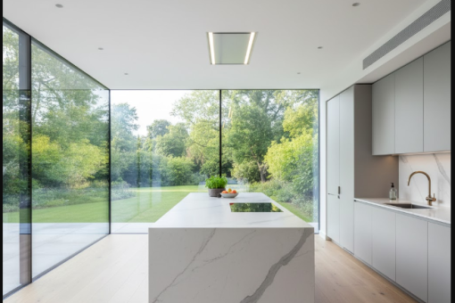 Cuisine sombre : 7 astuces d’éclairage pour la rendre lumineuse