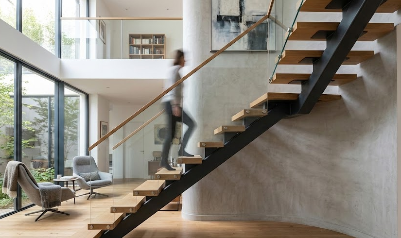 Escalier limon central : comment cacher les fixations