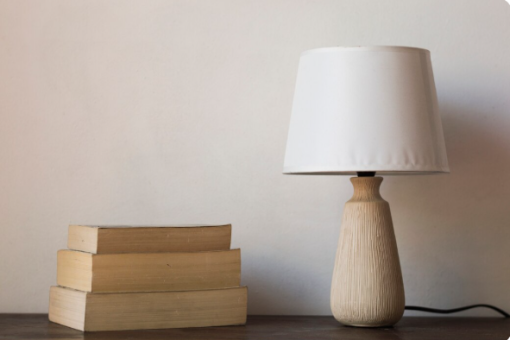 Quelle lampe à poser pour un bureau digne d&rsquo;un architecte ?