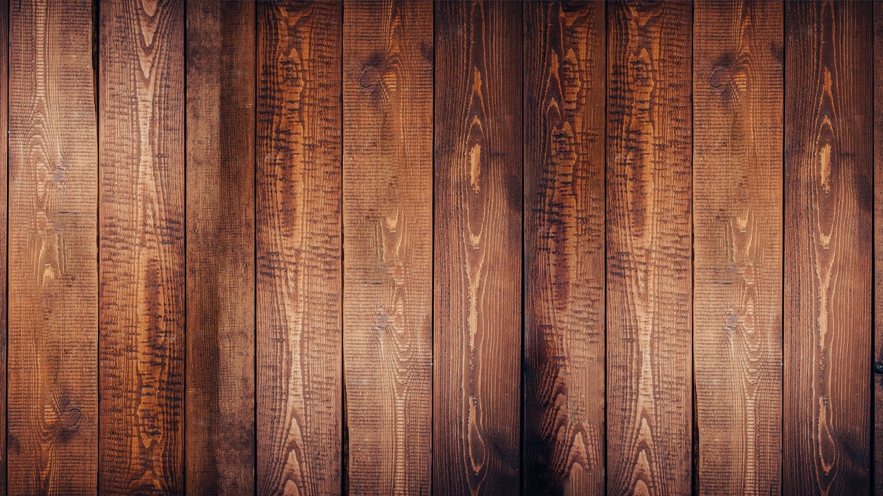 installation de parquet en bois massif : profitez d'un sol durable, élégant et renouvelable pour sublimer votre intérieur avec expertise et qualité.