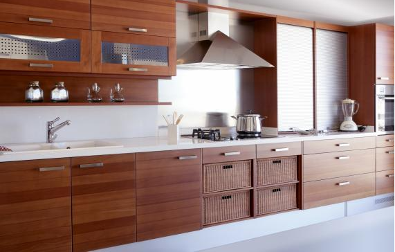 Le retour du bois en cuisine : chaleur naturelle et tendances contemporaines