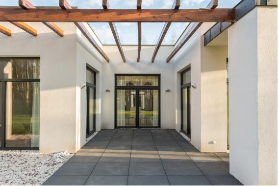 Comment construire un patio surélevé en toute sécurité ?