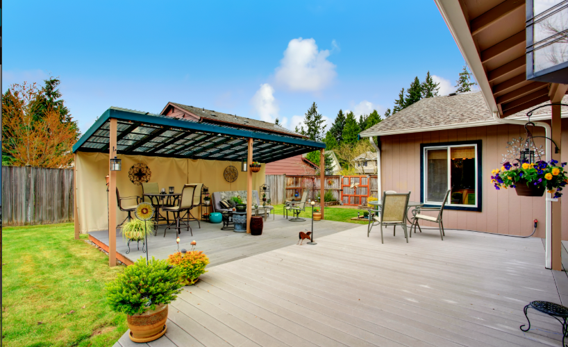Un aménagement de terrasse pour recevoir en grand