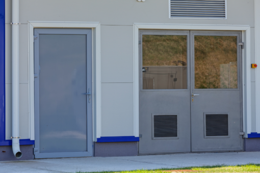 Porte en aluminium : la solidité au quotidien