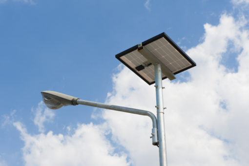 L&rsquo;éclairage extérieur solaire : la solution économique et écologique