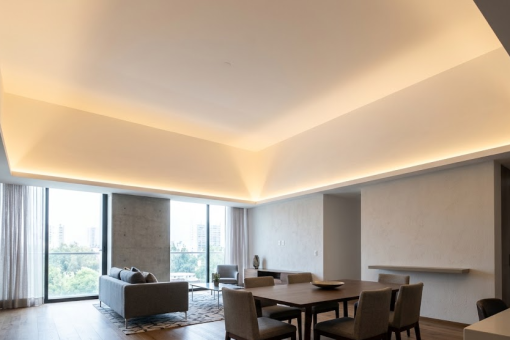 Comment un éclairage indirect peut faire paraître votre plafond plus haut ?
